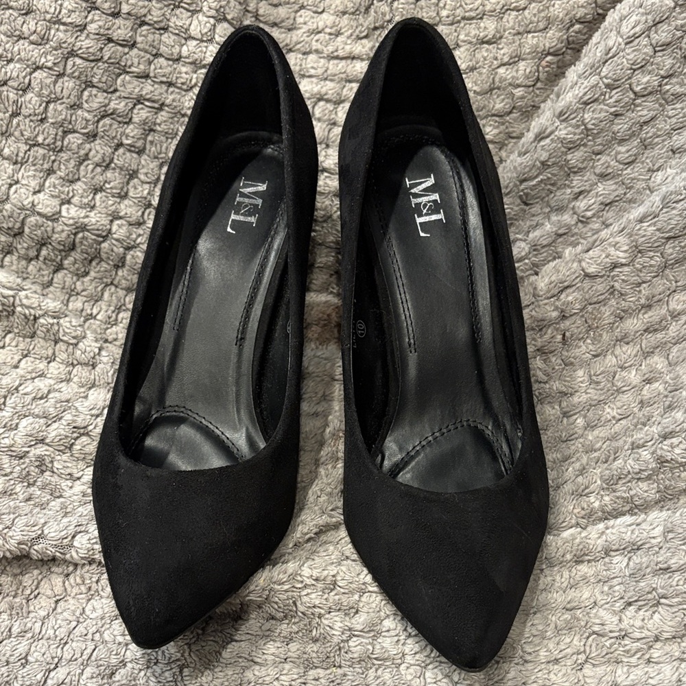 M&L faux suede Elegant Black Heel pumps with cushion sole